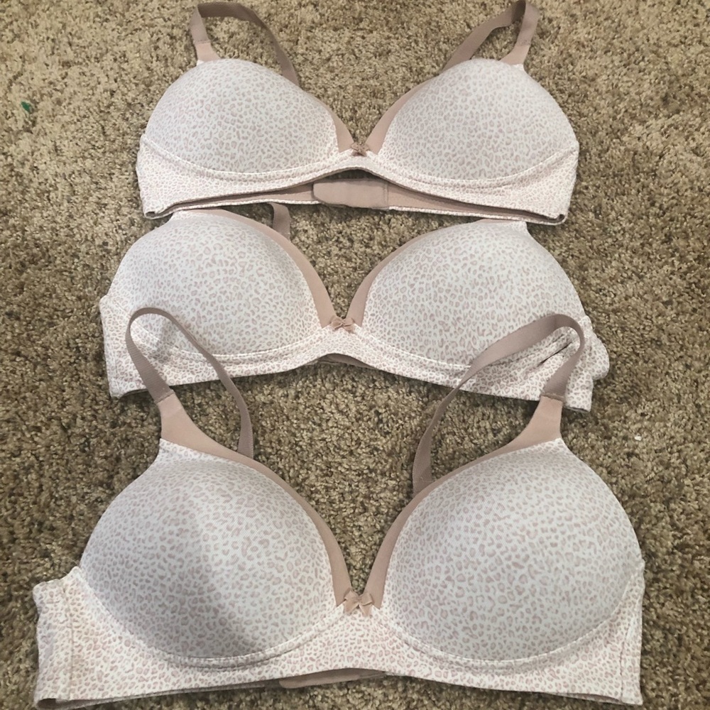 Warner / Woman’s/ wireless tee shirt bras /34C / Bundle of 3 / hook and eye